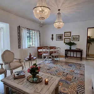 leclerc-hotel-boutique.cali-hotels.com/